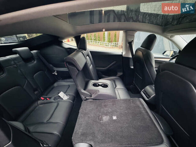 Сірий Тесла Model Y, об'ємом двигуна 0 л та пробігом 46 тис. км за 27500 $, фото 16 на Automoto.ua