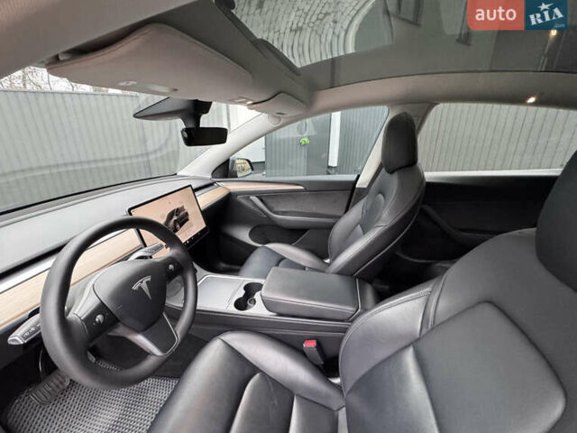 Сірий Тесла Model Y, об'ємом двигуна 0 л та пробігом 46 тис. км за 27500 $, фото 14 на Automoto.ua