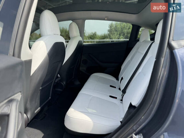 Тесла Model Y 2022 в Киеве на Automoto.ua Серый Тесла Model Y, объемом двигателя 0 л и пробегом 28 тыс. км за 29300 $, фото 30 на Automoto.ua