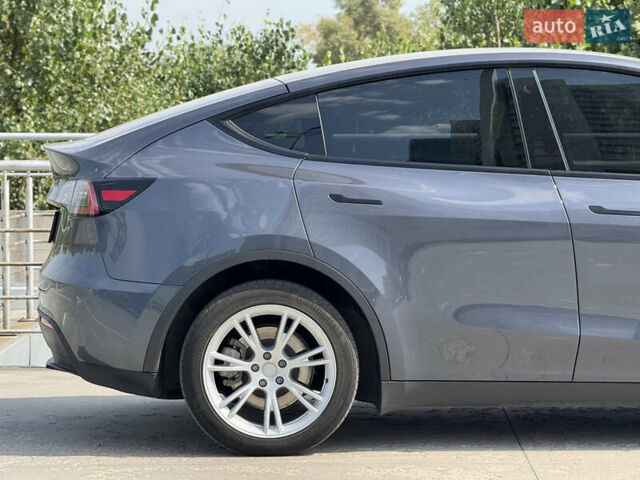 Тесла Model Y 2022 в Киеве на Automoto.ua Серый Тесла Model Y, объемом двигателя 0 л и пробегом 28 тыс. км за 29300 $, фото 17 на Automoto.ua