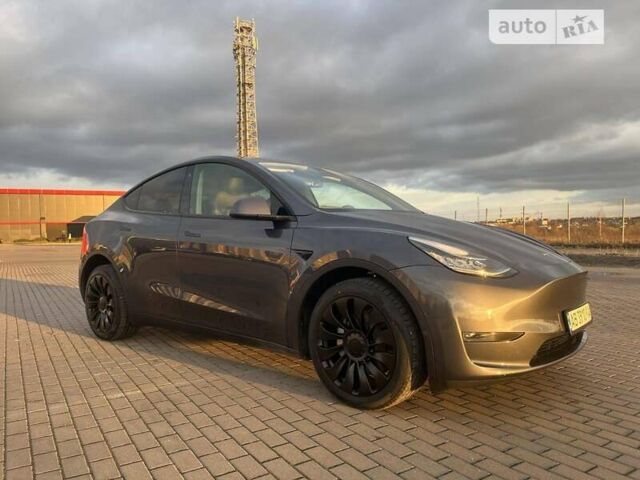 Сірий Тесла Model Y, об'ємом двигуна 0 л та пробігом 45 тис. км за 32500 $, фото 15 на Automoto.ua