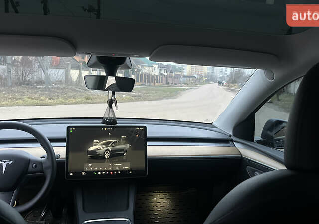 Серый Тесла Model Y, объемом двигателя 0 л и пробегом 48 тыс. км за 29000 $, фото 15 на Automoto.ua