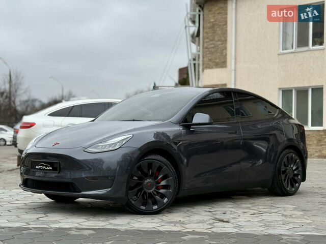 Серый Тесла Model Y, объемом двигателя 0 л и пробегом 53 тыс. км за 28000 $, фото 10 на Automoto.ua