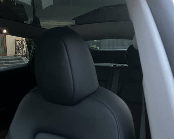 Серый Тесла Model Y, объемом двигателя 0 л и пробегом 30 тыс. км за 25000 $, фото 20 на Automoto.ua