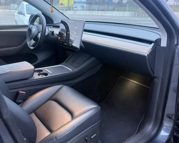 Сірий Тесла Model Y, об'ємом двигуна 0 л та пробігом 86 тис. км за 30000 $, фото 18 на Automoto.ua