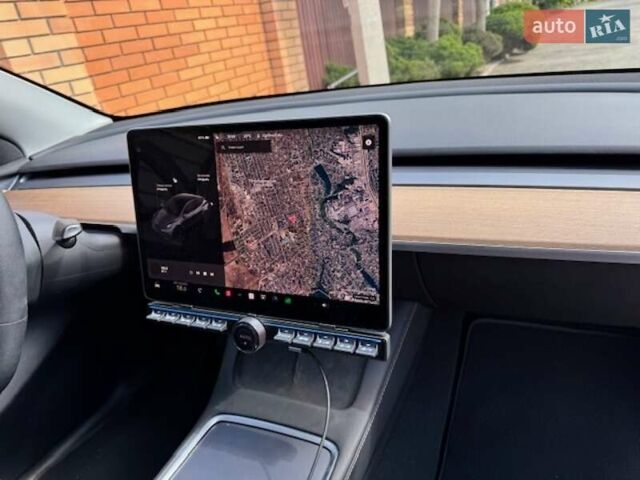 Тесла Model Y 2022 у Києві на Automoto.ua Сірий Тесла Model Y, об'ємом двигуна 0 л та пробігом 31 тис. км за 35500 $, фото 4 на Automoto.ua