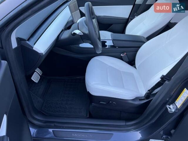 Сірий Тесла Model Y, об'ємом двигуна 0 л та пробігом 25 тис. км за 33000 $, фото 51 на Automoto.ua