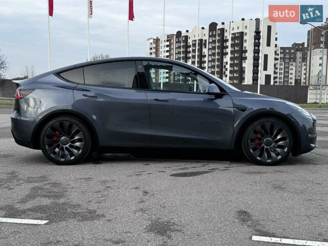 Серый Тесла Model Y, объемом двигателя 0 л и пробегом 26 тыс. км за 28900 $, фото 12 на Automoto.ua