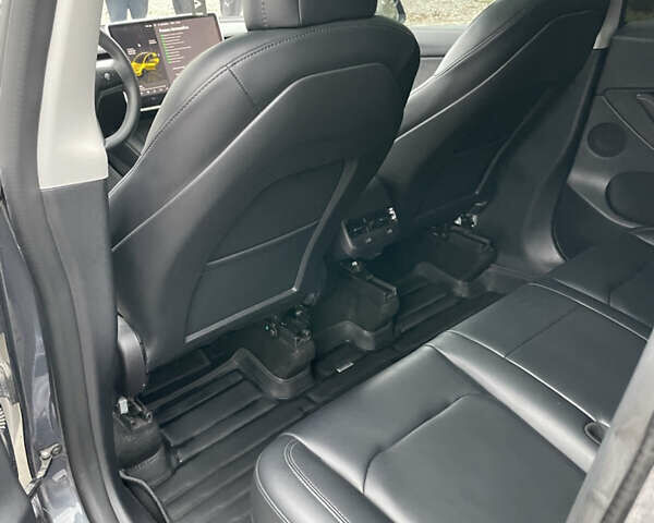 Сірий Тесла Model Y, об'ємом двигуна 0 л та пробігом 118 тис. км за 25900 $, фото 25 на Automoto.ua