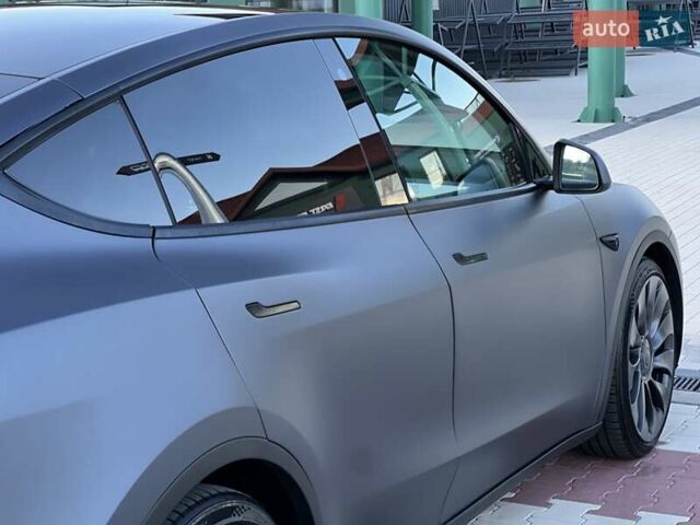 Сірий Тесла Model Y, об'ємом двигуна 0 л та пробігом 25 тис. км за 33000 $, фото 28 на Automoto.ua