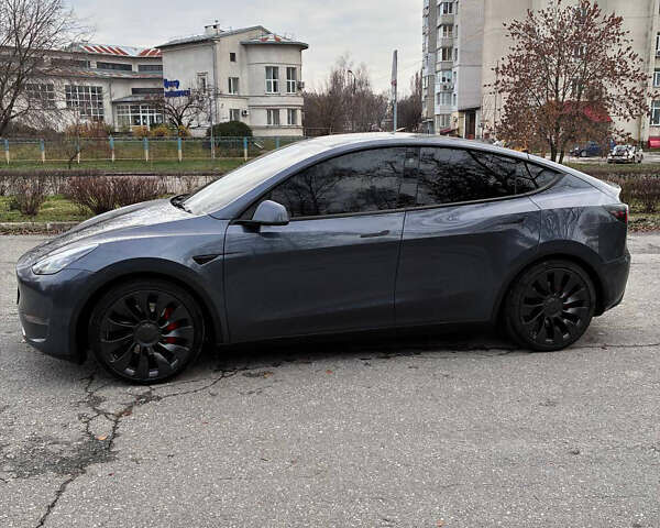 Серый Тесла Model Y, объемом двигателя 0 л и пробегом 82 тыс. км за 26500 $, фото 9 на Automoto.ua
