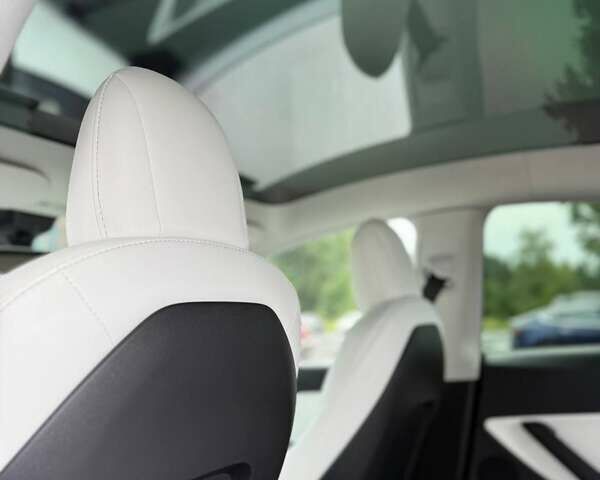 Сірий Тесла Model Y, об'ємом двигуна 0 л та пробігом 165 тис. км за 25000 $, фото 20 на Automoto.ua
