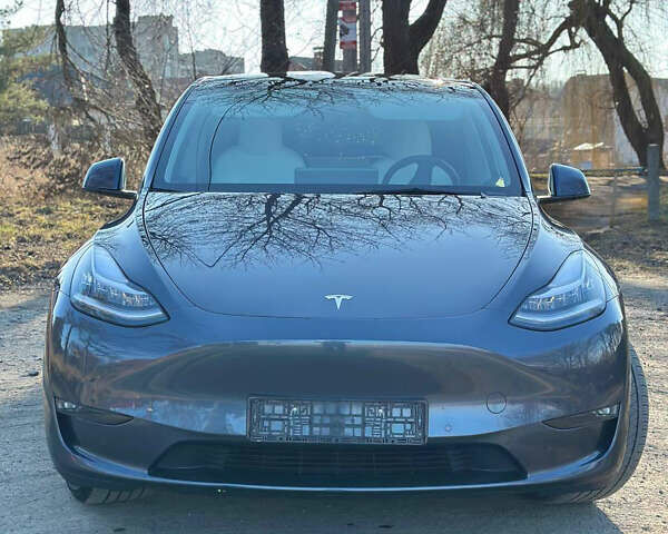 Тесла Model Y 2022 в Луцке на Automoto.ua Серый Тесла Model Y, объемом двигателя 0 л и пробегом 74 тыс. км за 23000 $, фото 4 на Automoto.ua