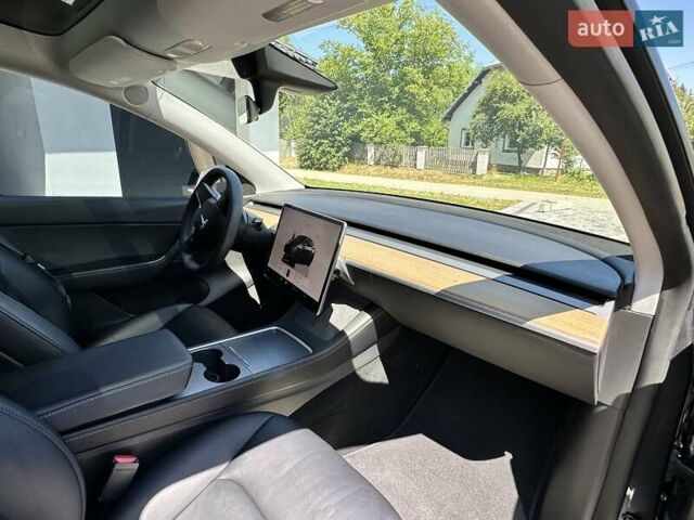 Серый Тесла Model Y, объемом двигателя 0 л и пробегом 39 тыс. км за 26800 $, фото 11 на Automoto.ua