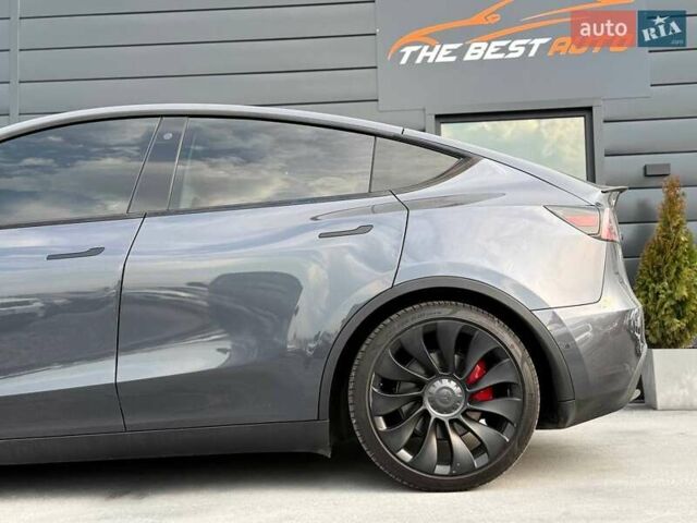 Серый Тесла Model Y, объемом двигателя 0 л и пробегом 85 тыс. км за 23900 $, фото 7 на Automoto.ua