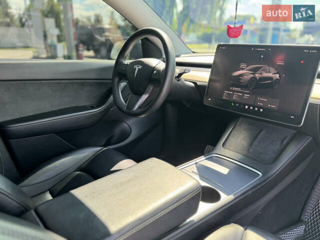 Серый Тесла Model Y, объемом двигателя 0 л и пробегом 5 тыс. км за 27950 $, фото 37 на Automoto.ua