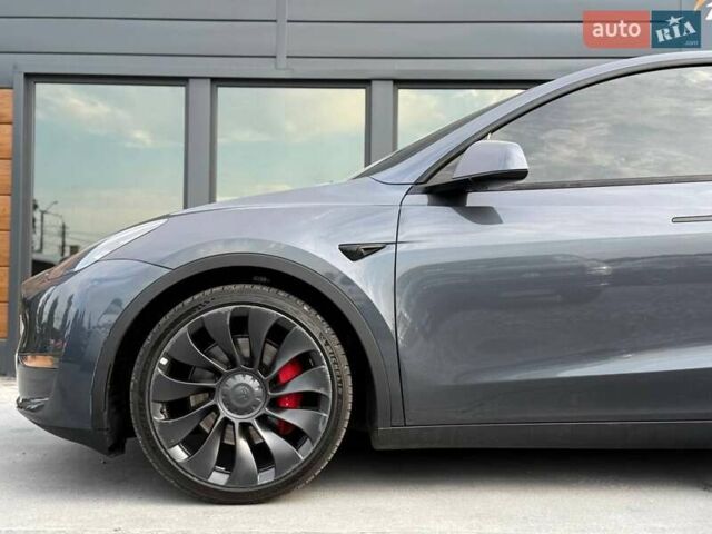 Серый Тесла Model Y, объемом двигателя 0 л и пробегом 85 тыс. км за 23900 $, фото 6 на Automoto.ua