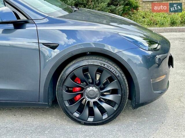 Серый Тесла Model Y, объемом двигателя 0 л и пробегом 56 тыс. км за 28500 $, фото 7 на Automoto.ua