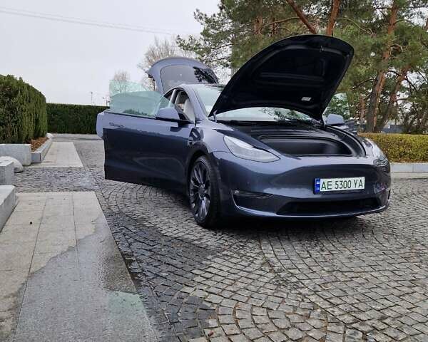 Серый Тесла Model Y, объемом двигателя 0 л и пробегом 38 тыс. км за 35000 $, фото 22 на Automoto.ua