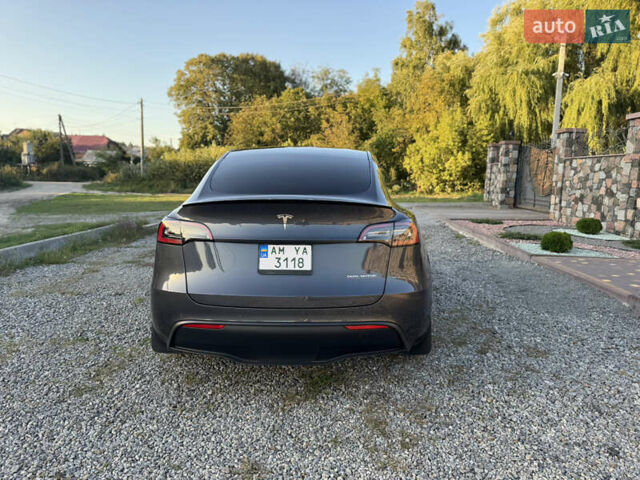 Серый Тесла Model Y, объемом двигателя 0 л и пробегом 112 тыс. км за 27700 $, фото 14 на Automoto.ua