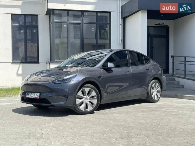 Сірий Тесла Model Y, об'ємом двигуна 0 л та пробігом 31 тис. км за 28800 $, фото 5 на Automoto.ua