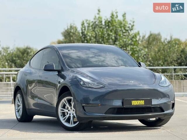 Тесла Model Y 2022 в Киеве на Automoto.ua Серый Тесла Model Y, объемом двигателя 0 л и пробегом 28 тыс. км за 29300 $, фото 4 на Automoto.ua