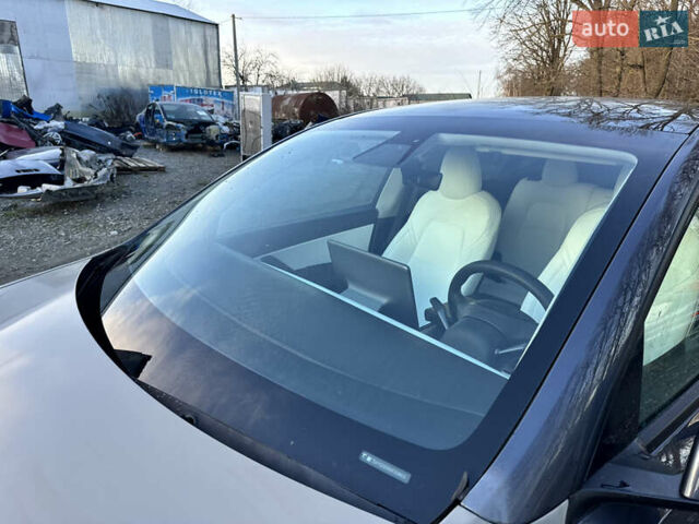 Серый Тесла Model Y, объемом двигателя 0 л и пробегом 65 тыс. км за 19300 $, фото 16 на Automoto.ua
