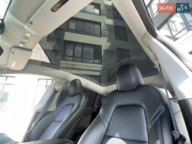 Сірий Тесла Model Y, об'ємом двигуна 0 л та пробігом 31 тис. км за 28800 $, фото 20 на Automoto.ua