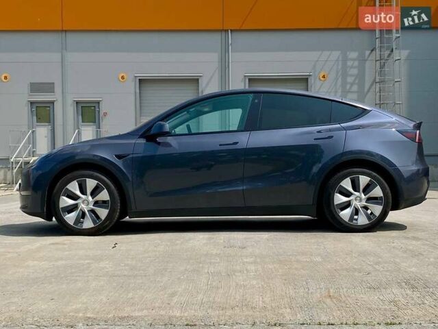 Серый Тесла Model Y, объемом двигателя 0 л и пробегом 20 тыс. км за 33990 $, фото 10 на Automoto.ua