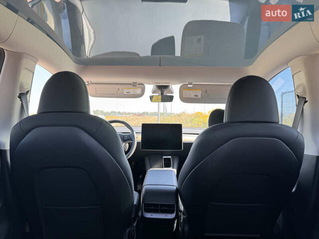 Сірий Тесла Model Y, об'ємом двигуна 0 л та пробігом 83 тис. км за 23800 $, фото 35 на Automoto.ua