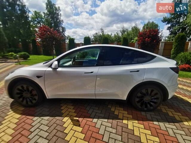 Серый Тесла Model Y, объемом двигателя 0 л и пробегом 4 тыс. км за 29999 $, фото 8 на Automoto.ua