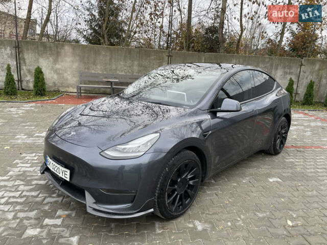 Сірий Тесла Model Y, об'ємом двигуна 0 л та пробігом 118 тис. км за 25900 $, фото 2 на Automoto.ua