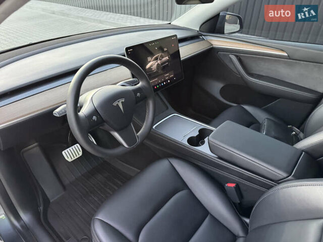 Серый Тесла Model Y, объемом двигателя 0 л и пробегом 100 тыс. км за 24500 $, фото 48 на Automoto.ua
