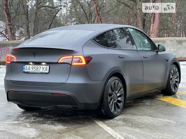 Серый Тесла Model Y, объемом двигателя 0 л и пробегом 19 тыс. км за 29999 $, фото 17 на Automoto.ua