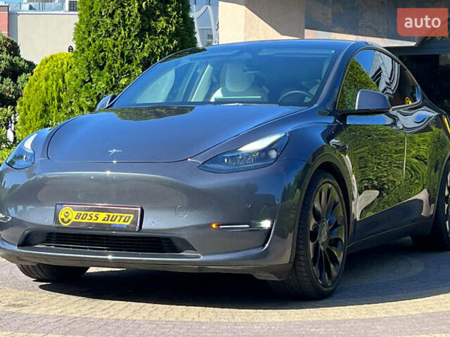 Серый Тесла Model Y, объемом двигателя 0 л и пробегом 160 тыс. км за 26750 $, фото 2 на Automoto.ua