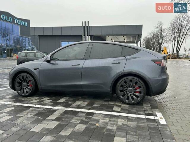 Серый Тесла Model Y, объемом двигателя 0 л и пробегом 47 тыс. км за 26900 $, фото 3 на Automoto.ua