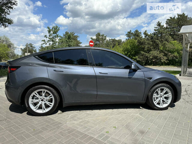 Сірий Тесла Model Y, об'ємом двигуна 0 л та пробігом 25 тис. км за 31500 $, фото 6 на Automoto.ua