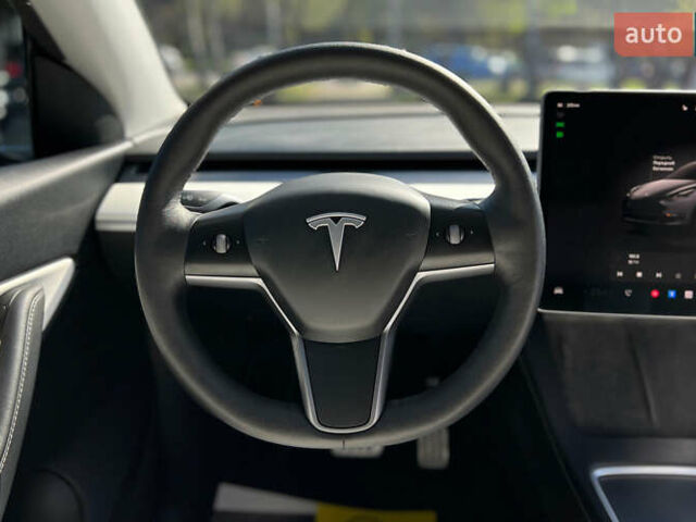 Серый Тесла Model Y, объемом двигателя 0 л и пробегом 160 тыс. км за 26750 $, фото 13 на Automoto.ua