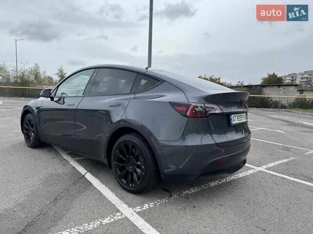 Серый Тесла Model Y, объемом двигателя 0 л и пробегом 61 тыс. км за 25500 $, фото 37 на Automoto.ua