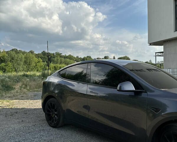 Серый Тесла Model Y, объемом двигателя 0 л и пробегом 41 тыс. км за 30000 $, фото 8 на Automoto.ua