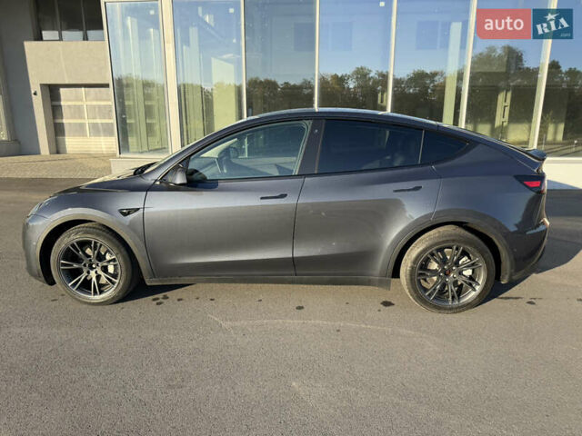 Серый Тесла Model Y, объемом двигателя 0 л и пробегом 34 тыс. км за 24000 $, фото 13 на Automoto.ua