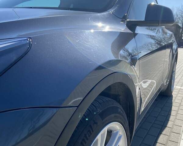 Серый Тесла Model Y, объемом двигателя 0 л и пробегом 32 тыс. км за 27500 $, фото 31 на Automoto.ua