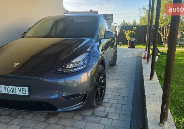 Серый Тесла Model Y, объемом двигателя 0 л и пробегом 18 тыс. км за 33000 $, фото 2 на Automoto.ua