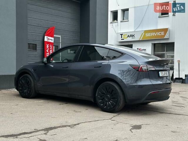 Серый Тесла Model Y, объемом двигателя 0 л и пробегом 34 тыс. км за 31999 $, фото 7 на Automoto.ua