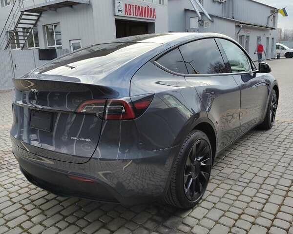 Сірий Тесла Model Y, об'ємом двигуна 0 л та пробігом 50 тис. км за 26490 $, фото 4 на Automoto.ua