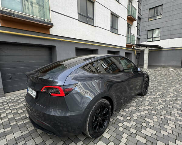 Сірий Тесла Model Y, об'ємом двигуна 0 л та пробігом 37 тис. км за 24500 $, фото 3 на Automoto.ua