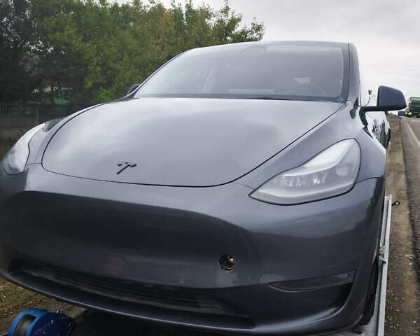 Тесла Model Y 2022 у Кропивницькому (Кіровограді) на Automoto.ua Сірий Тесла Model Y, об'ємом двигуна 0 л та пробігом 48 тис. км за 17800 $, фото 1 на Automoto.ua