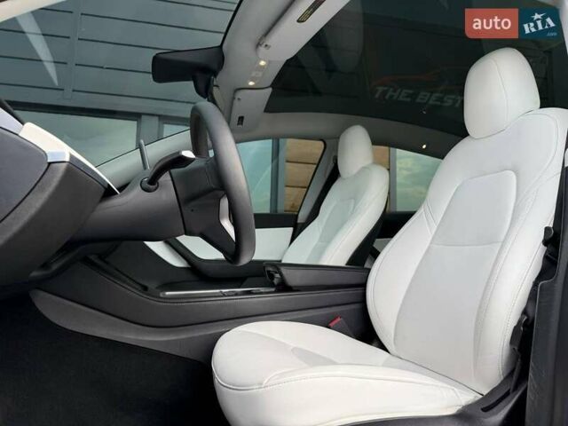 Серый Тесла Model Y, объемом двигателя 0 л и пробегом 85 тыс. км за 23900 $, фото 26 на Automoto.ua