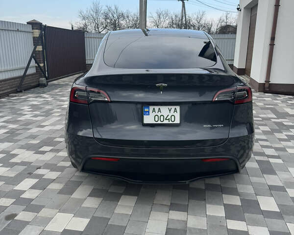 Серый Тесла Model Y, объемом двигателя 0 л и пробегом 39 тыс. км за 29800 $, фото 4 на Automoto.ua