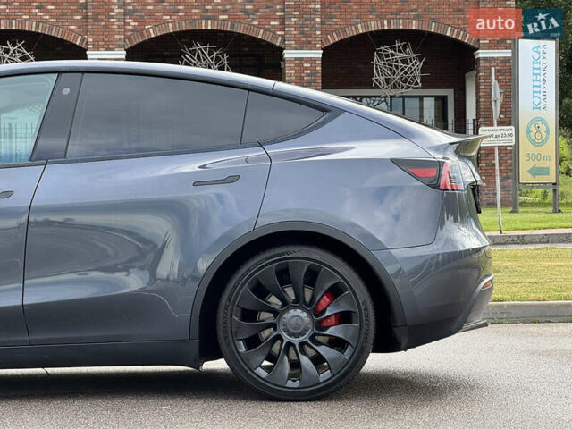 Серый Тесла Model Y, объемом двигателя 0 л и пробегом 27 тыс. км за 27500 $, фото 5 на Automoto.ua